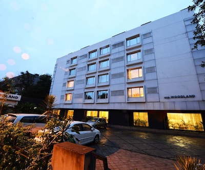 Hotel Woodland